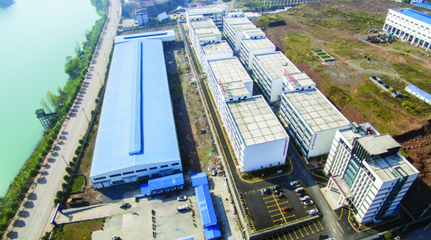 航拍瀘溪縣武溪鎮高新技術產業開發區標準廠房